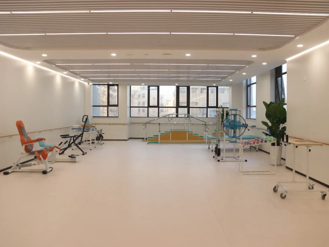 1710834927343436.jpg 7aecca7eef173c30773175d769f4778c.jpg