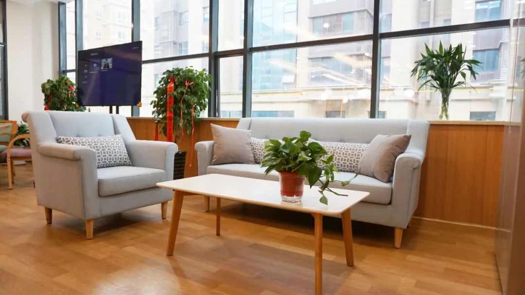 1713231860104511.jpg 051100e30ec917d7668f669d458bc2dc.jpg