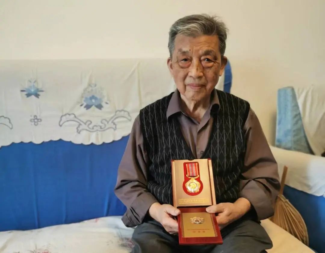 1722570745611309.jpg 7.jpg