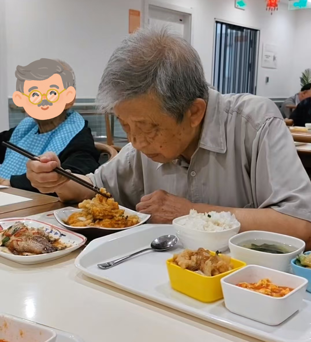 1722571001389179.jpg 吃饭.jpg