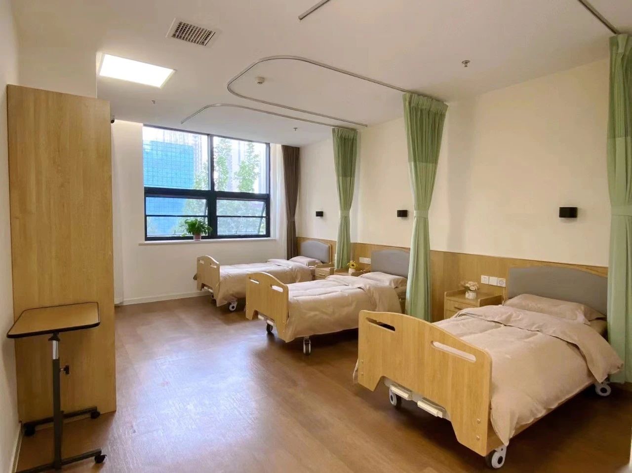 1724398688116831.jpg 2.jpg