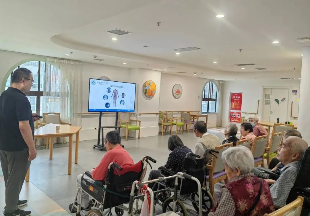 1728356430704645.jpg 21.jpg