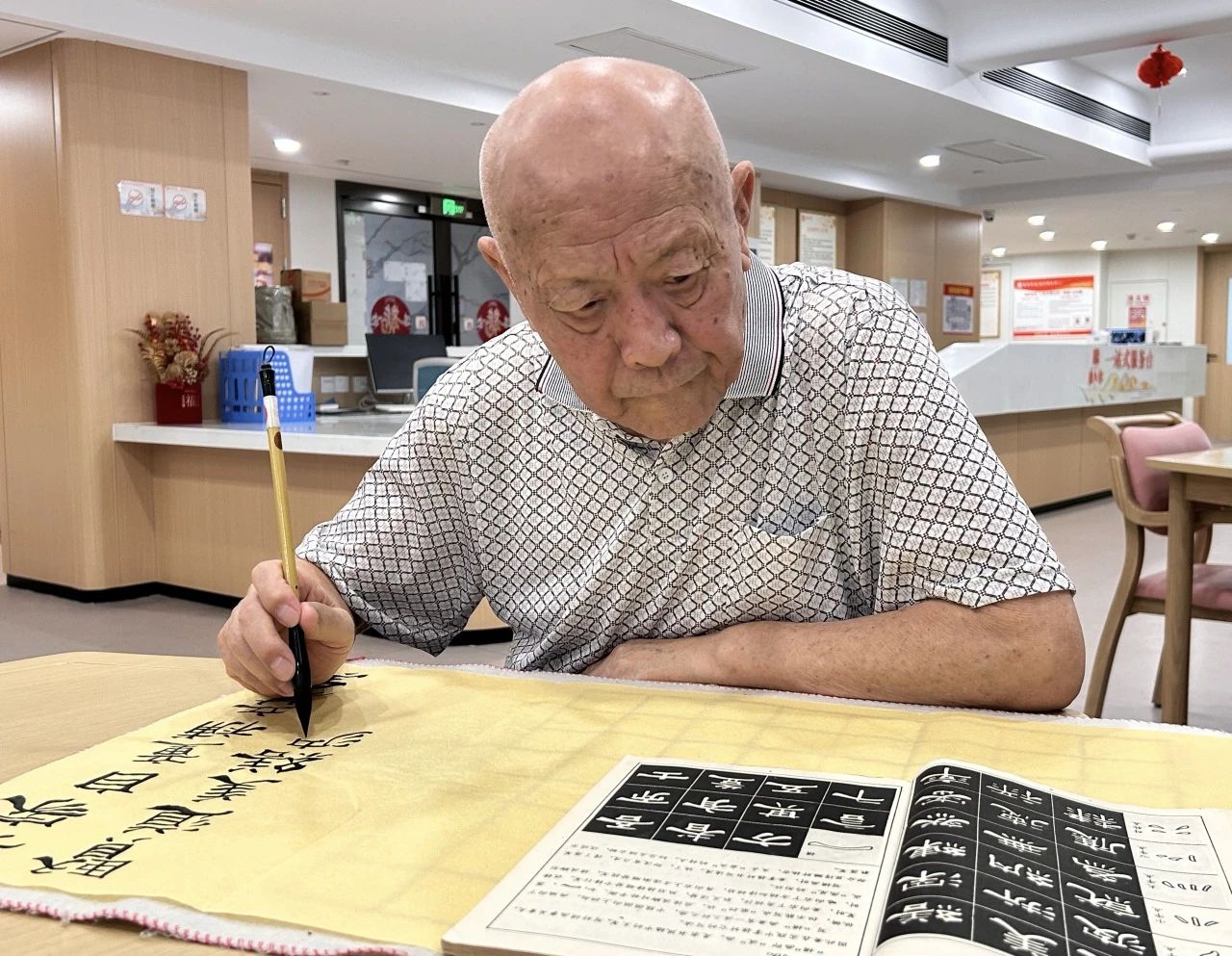 1728356913105311.jpg 4.jpg