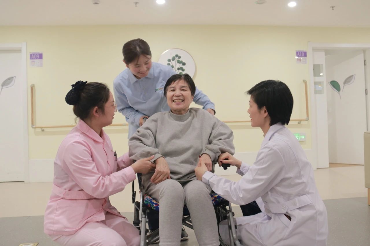 <b>无陪护≠没人陪，看西安南郊这家护理院如何化身24小时“隐形守护者”，解放家属的“最后一公里焦虑”</b>
